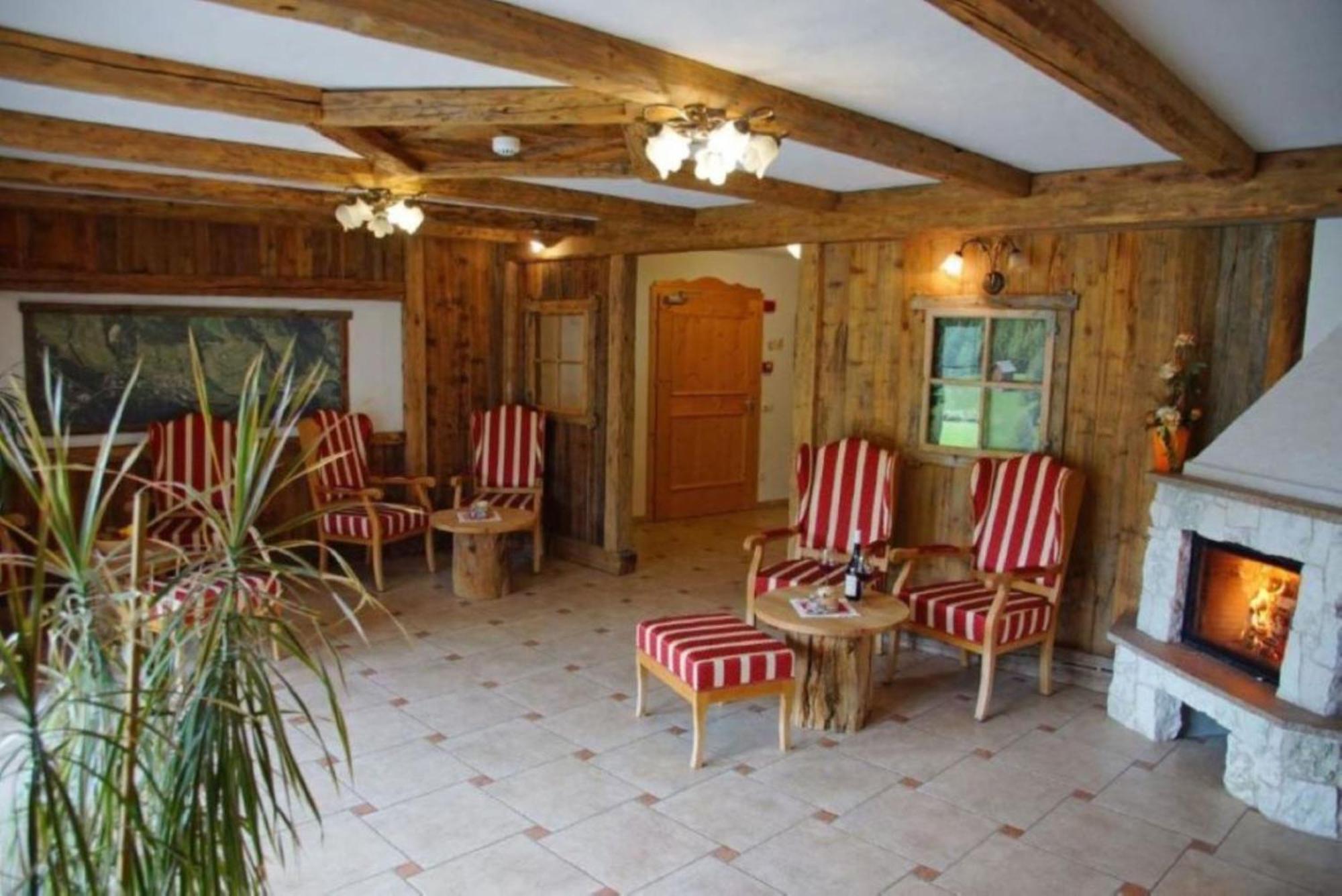Hotel Pension Odles Сан-Мартино-ин-Бадия Экстерьер фото