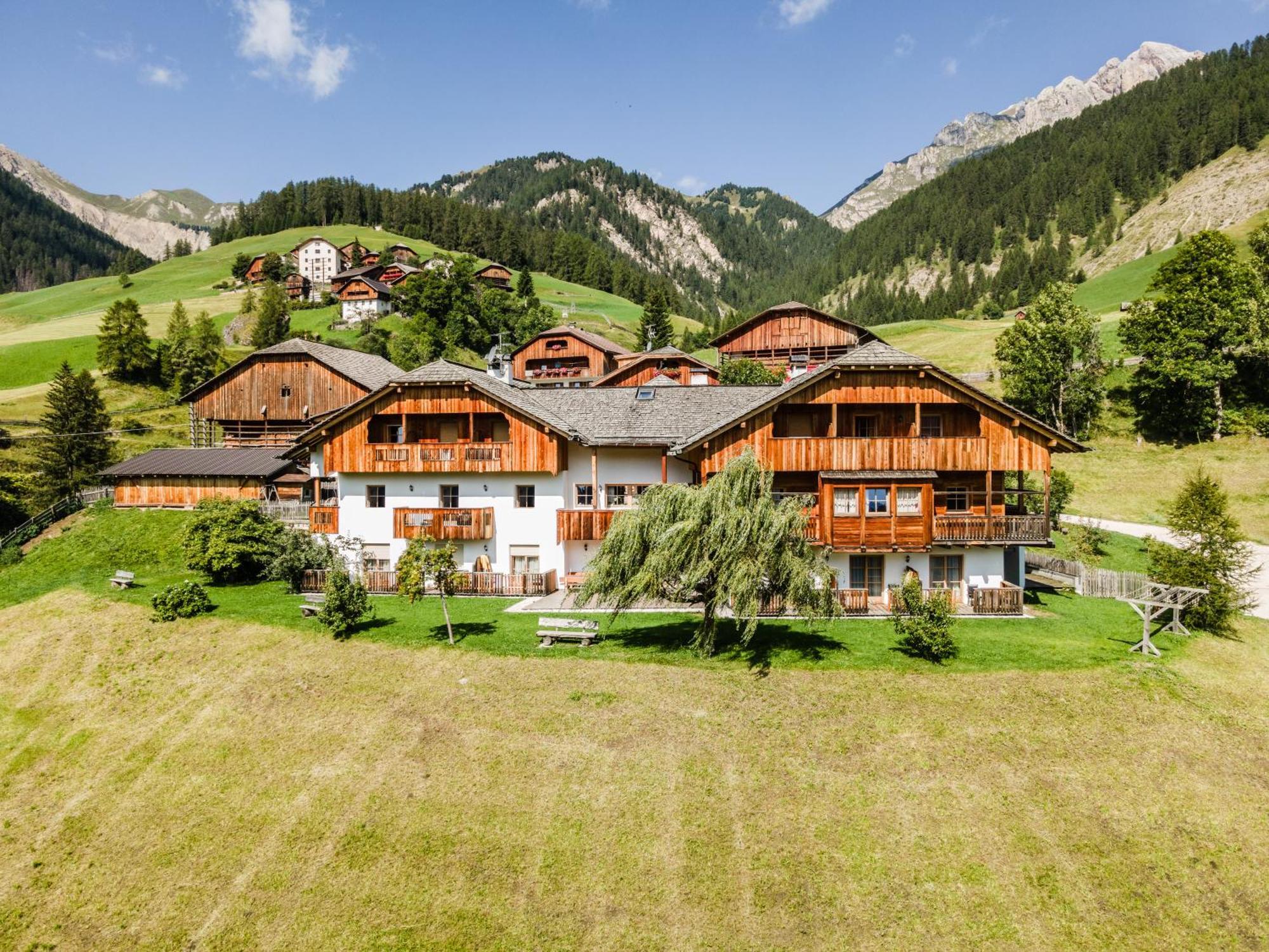Hotel Pension Odles Сан-Мартино-ин-Бадия Экстерьер фото