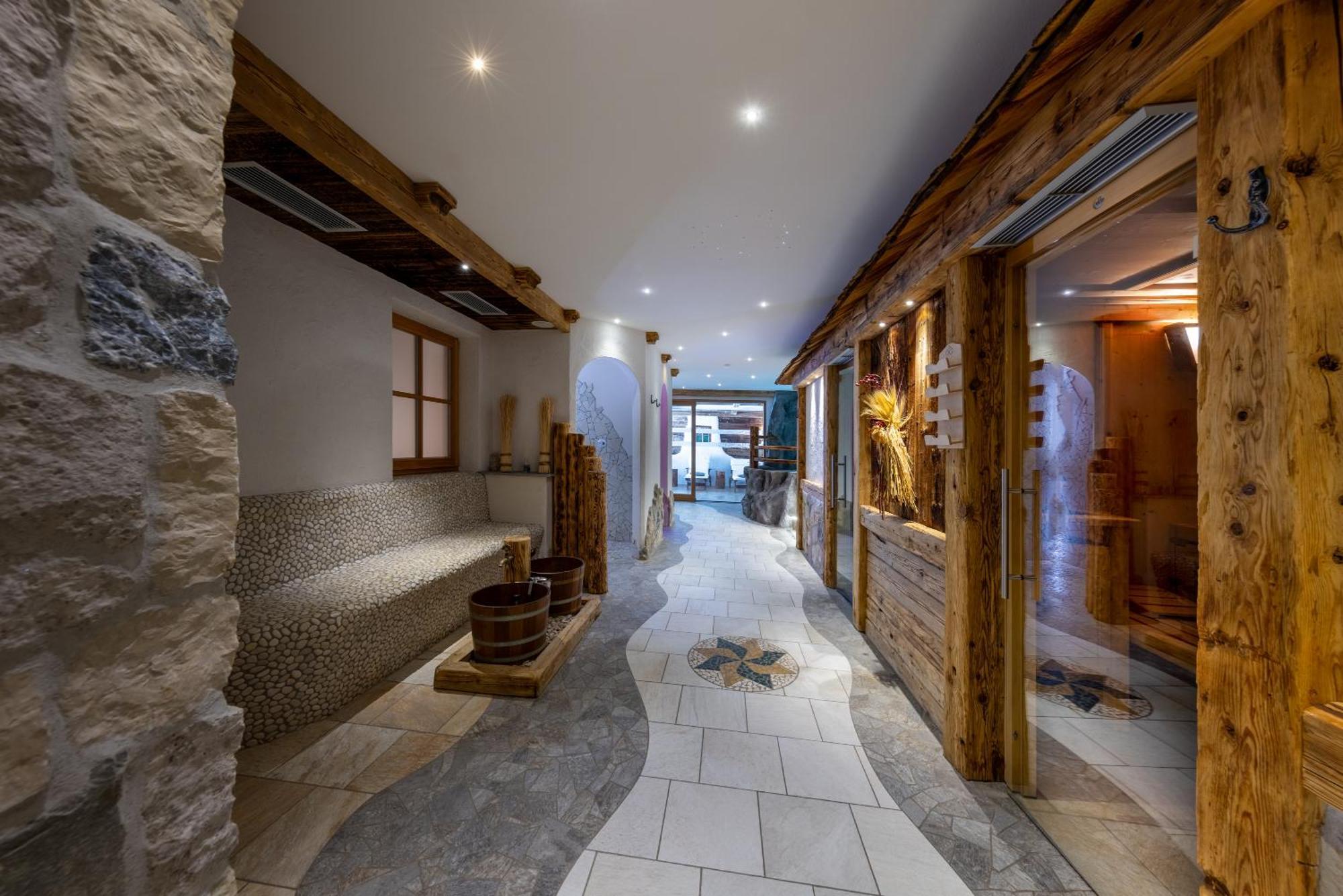 Hotel Pension Odles Сан-Мартино-ин-Бадия Экстерьер фото