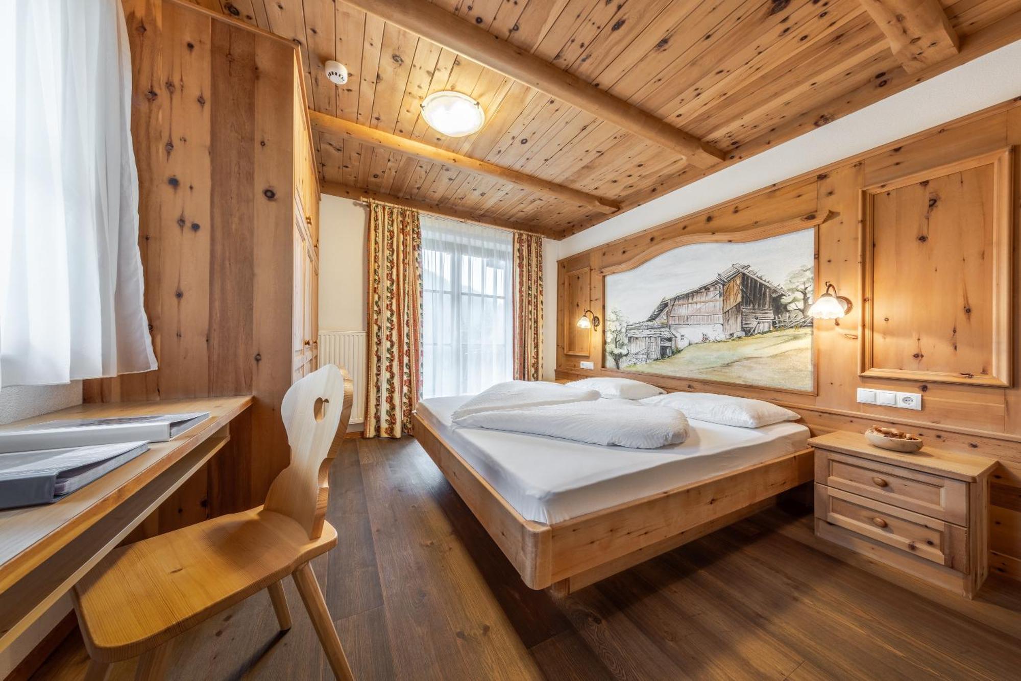 Hotel Pension Odles Сан-Мартино-ин-Бадия Экстерьер фото